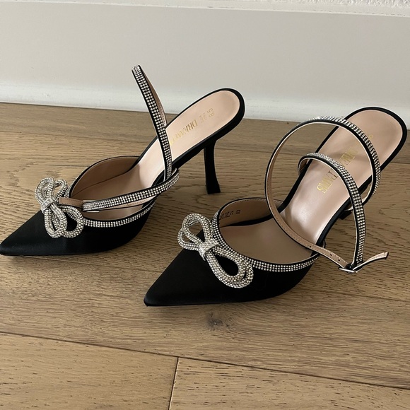 DREAM PAIRS black & rhinestone bow pointed toe ankle strap high heels - Picture 3 of 10